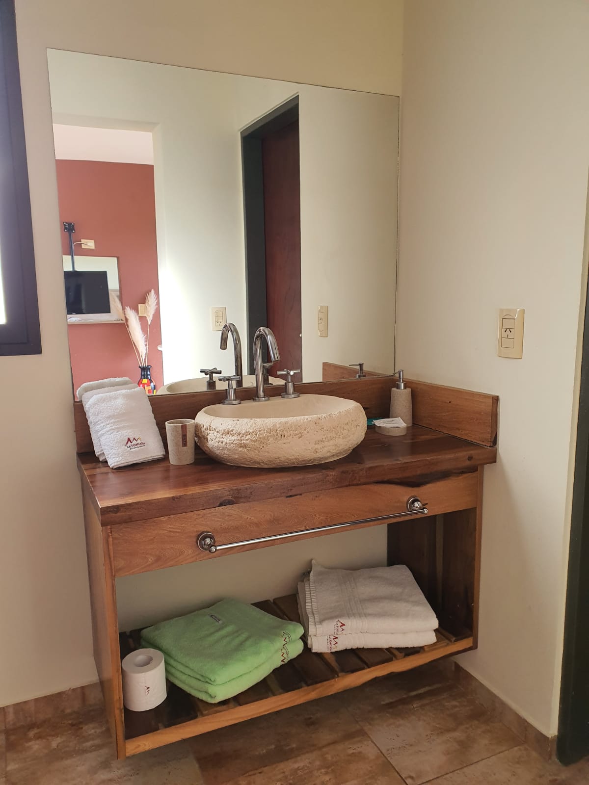 Suite 1